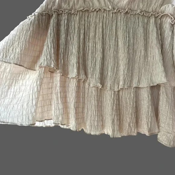 RUFFLED TIERED LONG SLEEVE PINK TOP | SIZE: MEDIUM - Picture 7 of 13